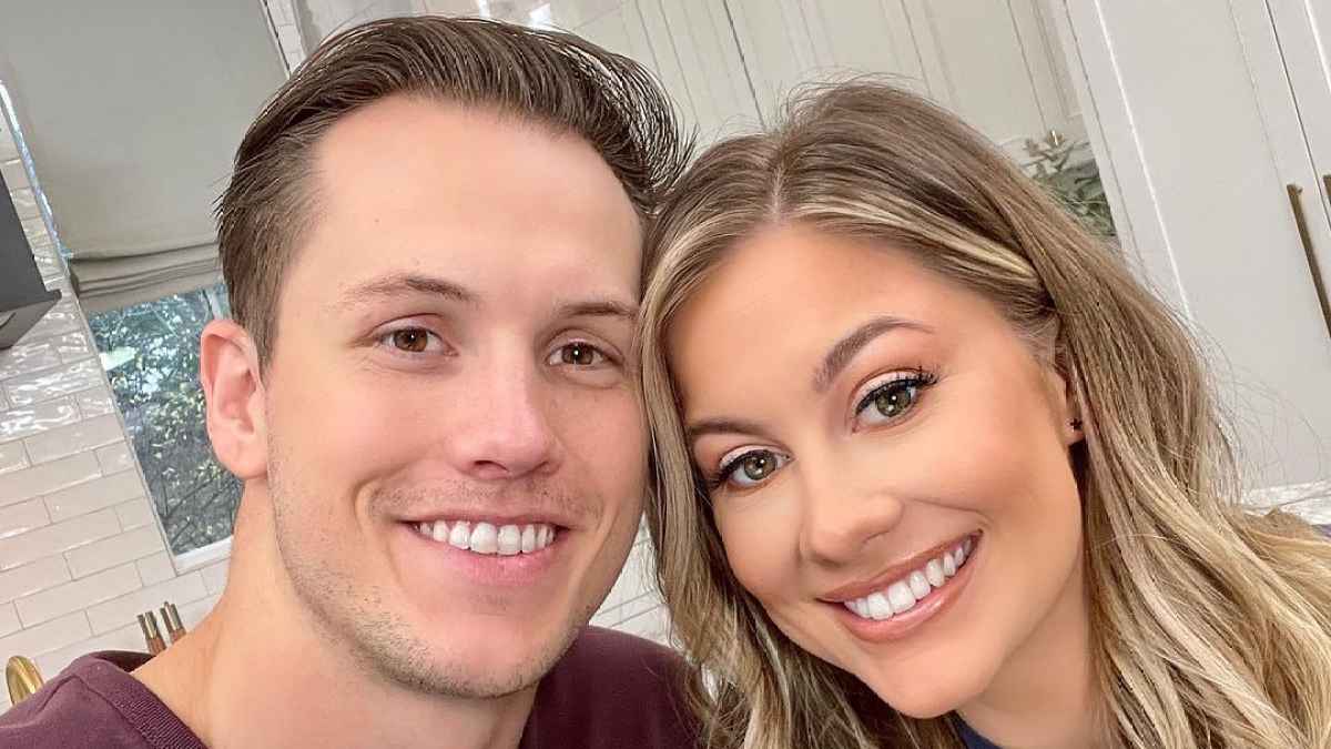 https://www.usmagazine.com/wp-content/uploads/2021/03/pregnant-shawn-johnson-reveals-best-thing-her-husband-andrew-east-does-for-her-feature.jpg?crop=0px%2C228px%2C1080px%2C611px&resize=1200%2C675&quality=40&strip=all