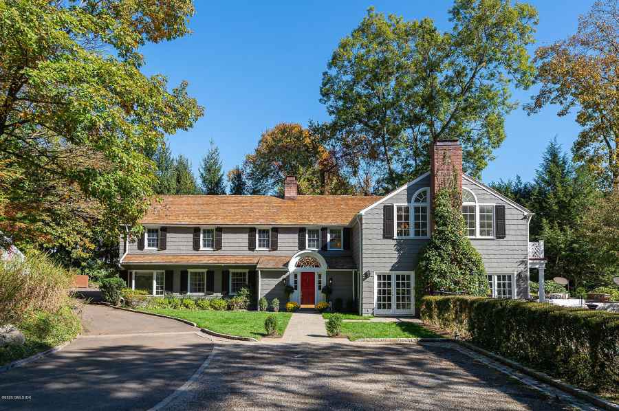 2 Front View Bethenny Frankel Lists Her 3 Million Connecticut Home