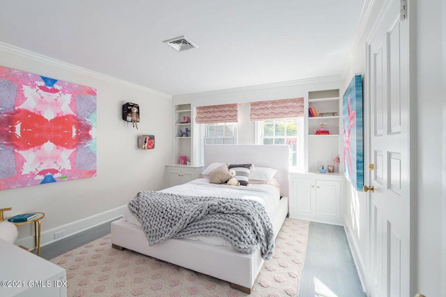 20 Bedroom Bethenny Frankel Lists Her 3 Million Connecticut Home