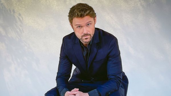 The 7 Hottest Hunks at the 2021 SAG Awards