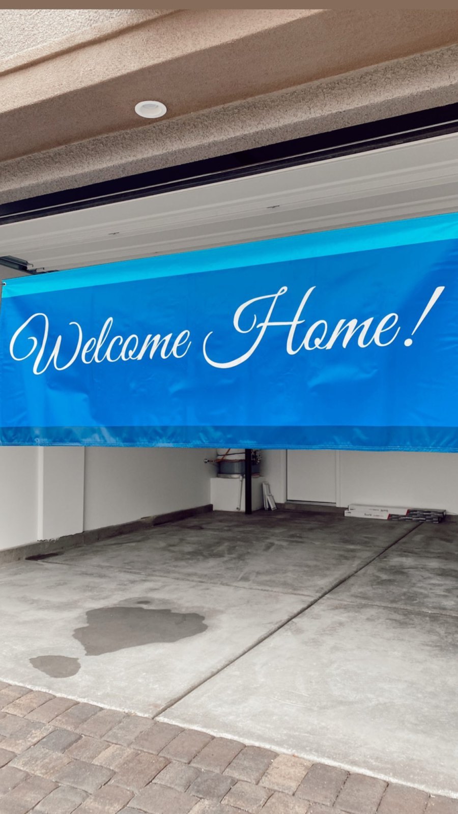 Bachelors Caelynn Miller-Keyes Dean Unglert Become Homeowners Vegas 