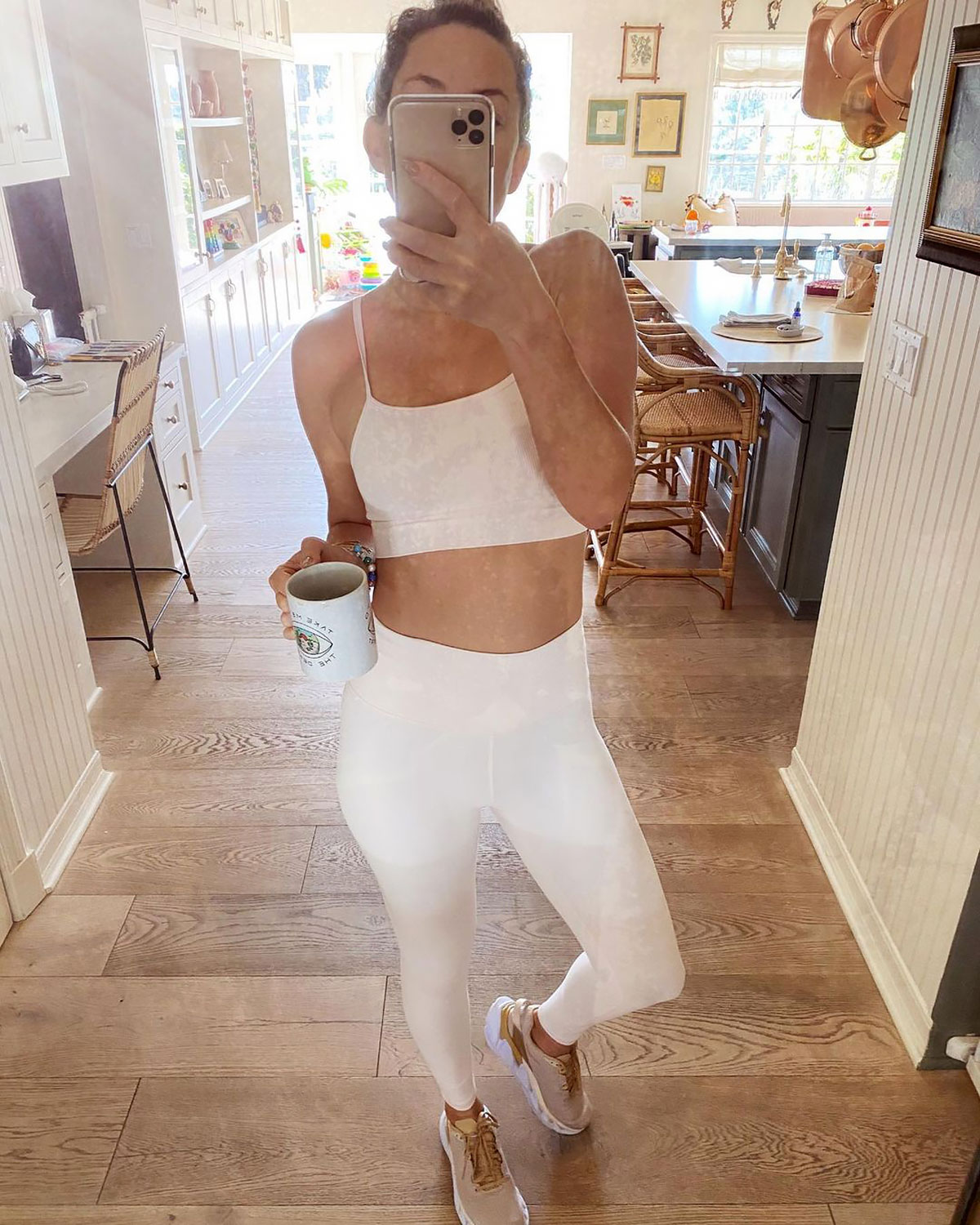 Celebs Are Obsessed With Kate Hudson's Fabletics: Pics