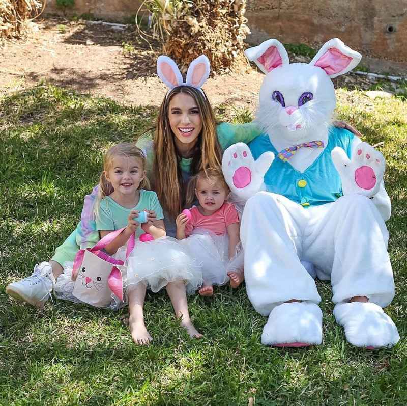 Christy Carlson Romano Parents Dress Kids in Festive Easter Outfits Andrew Jones Photographer