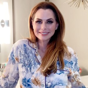 D Andra Simmons Shows Us How She Gets Her Extensive Nighttime Routine
