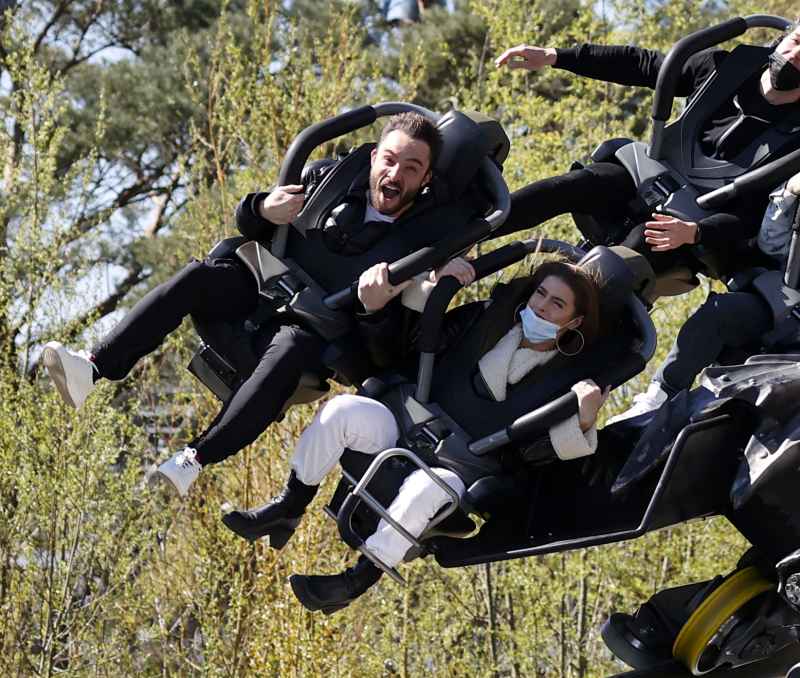 Ed Westwick They Ride Roller Coasters Just Like Us