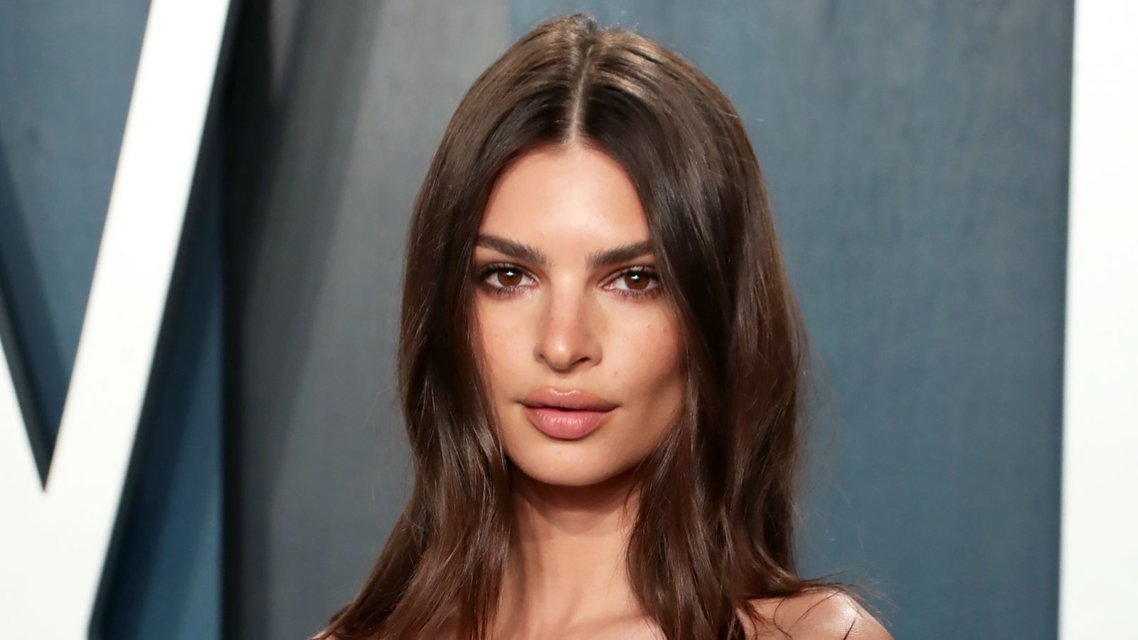 See Emily Ratajkowski's ‘Mama’ Necklace for Baby Sylvester