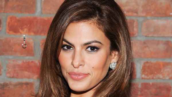 Eva Mendes Reveals Her Favorite Red Carpet Dress of All Time