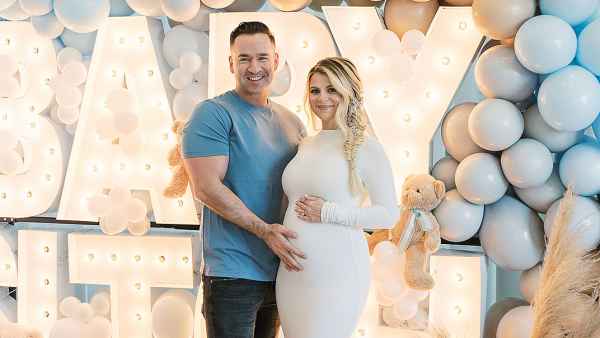 Inside Pregnant Lauren Sorrentino and Mike ‘The Situation’ Sorrentino’s Baby Shower: Photos