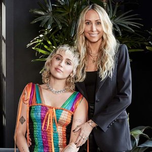 Inside Miley Cyrus Rock Roll Technicolor Filled Los Angeles Home Photos