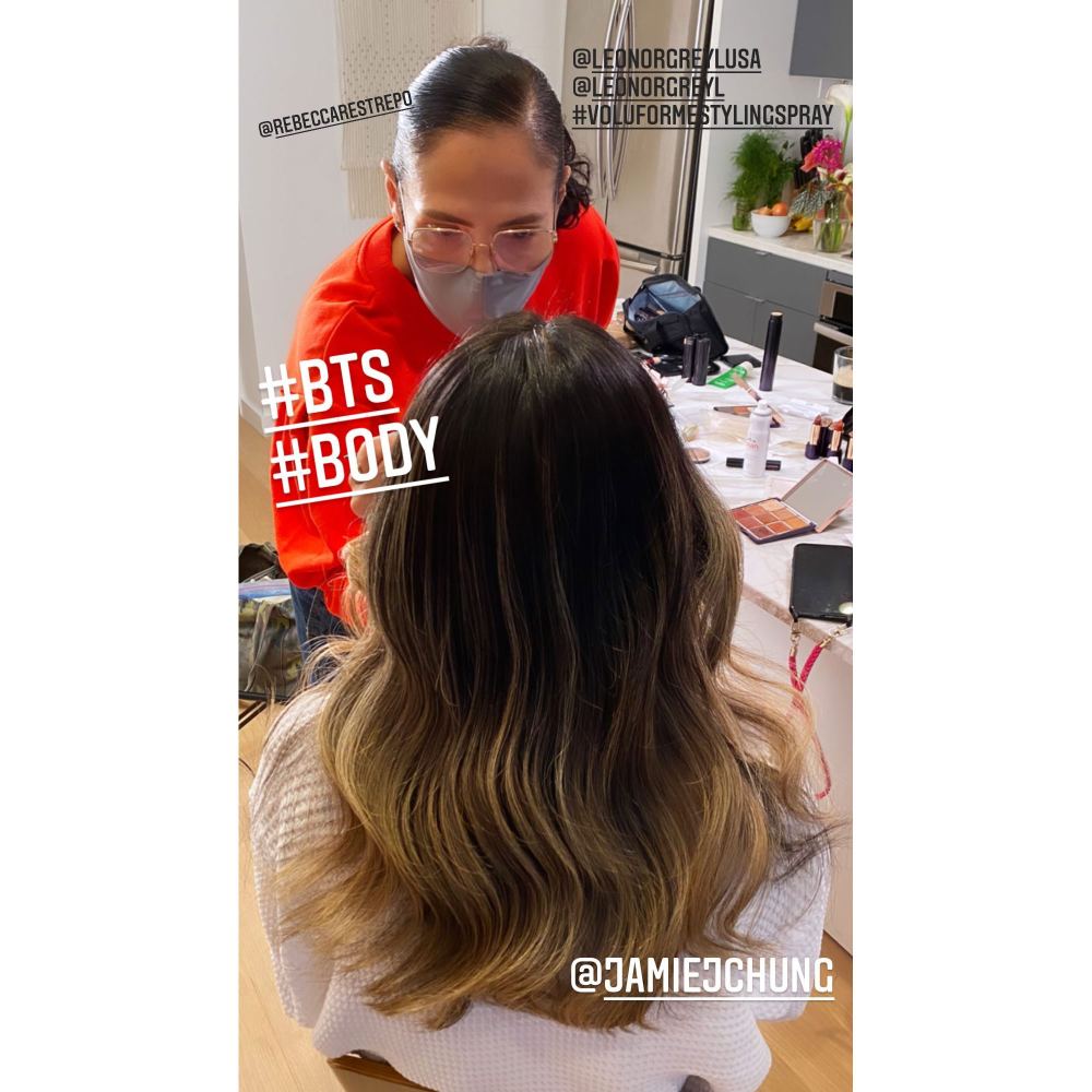 Jamie Chung Hairstylist Shares the Secret to Her Bouncy Waves at the SAG Awards 2021
