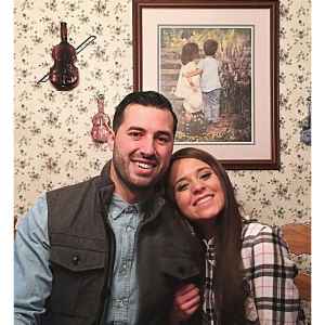 Jeremy Vuolo Recalls 50 Page Questionnaire From Jingers Father Jim Bob Duggar
