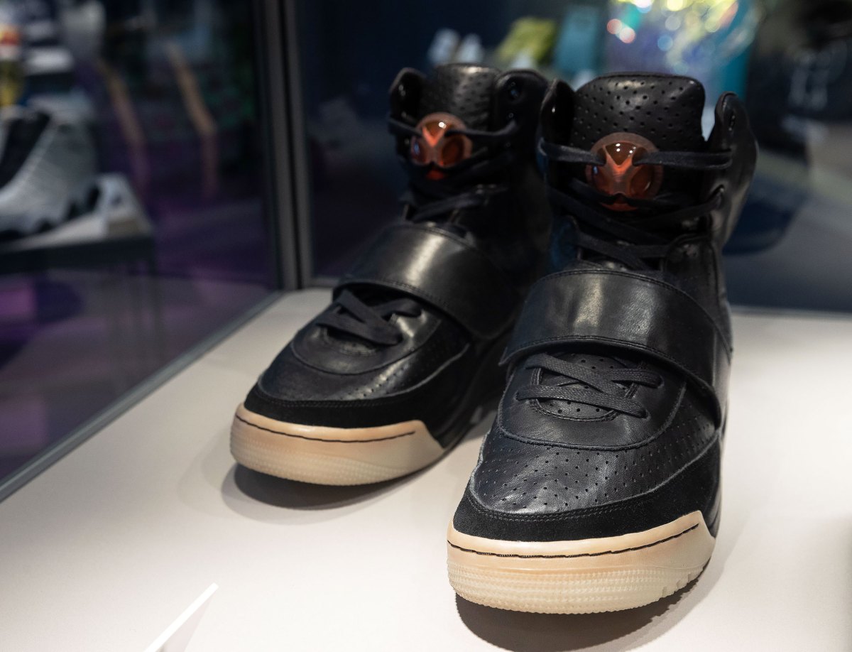obvious Travel Grudge Kanye West's Nike Air Yeezy 1 Prototype Sells for $1.8 Million