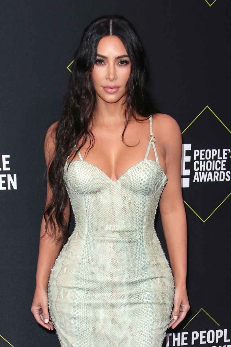 Kim Kardashian Stars Rally Around Khloe Kardashian After Body Positive Post