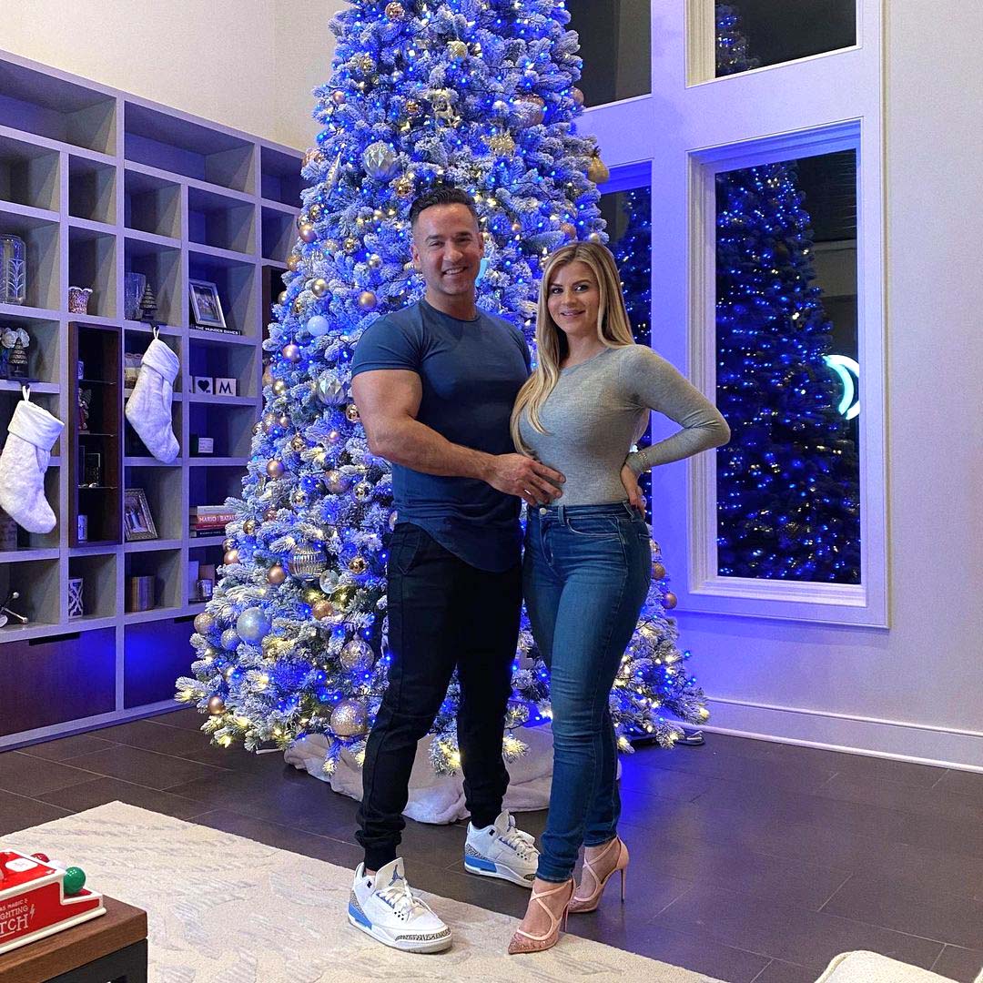 Lauren Sorrentinos Pregnancy Pics Ahead 1st Child With Mike The Situation Sorrentino Baby Bump Album