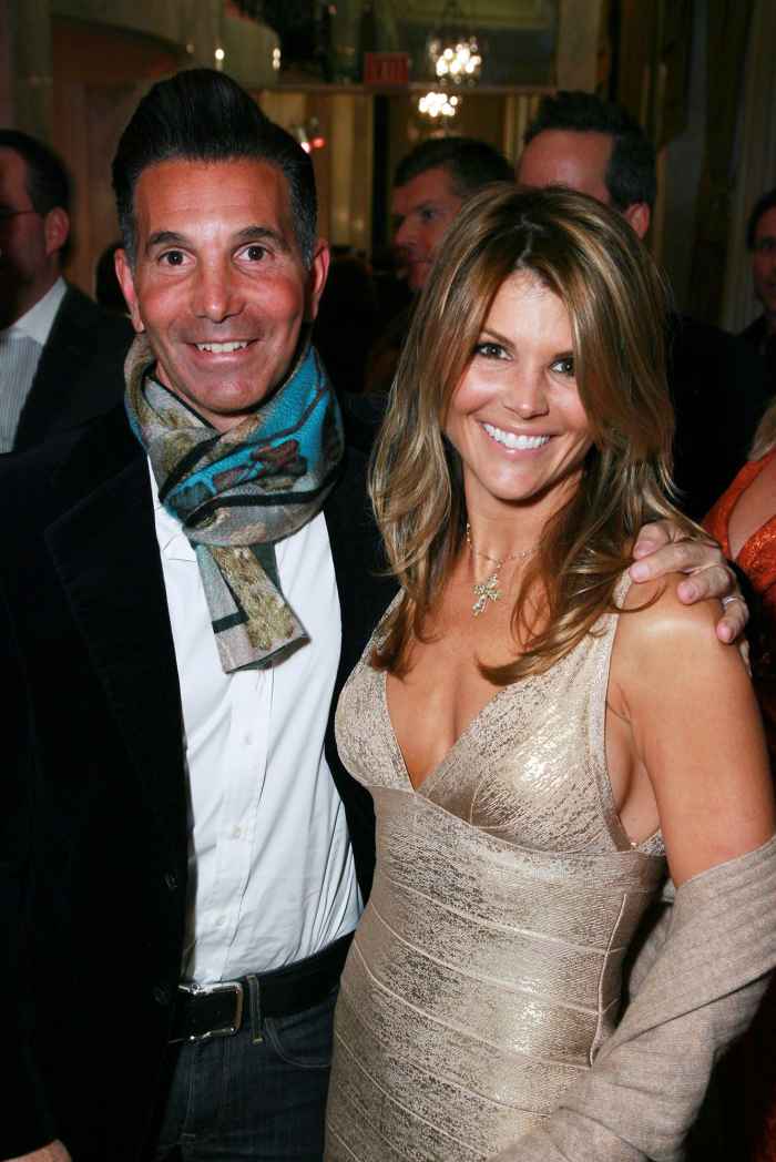 Lori Loughlin Mossimo Giannulli Work Their Marriage After Scandal