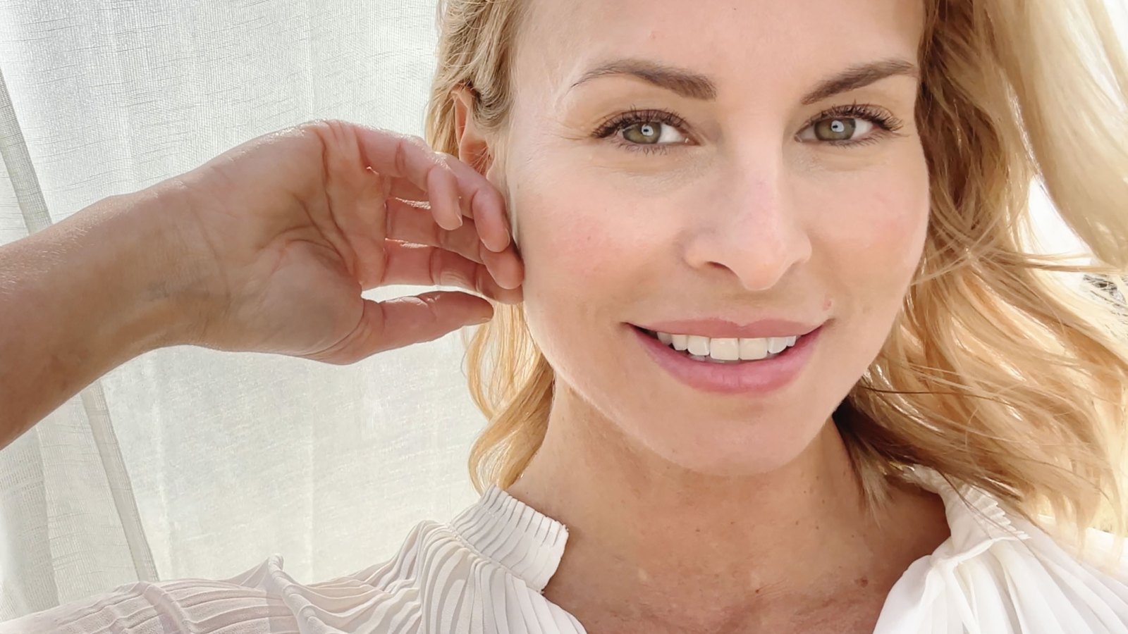 Niki Taylor Reprises Her Role as COVERGIRL Ambassador — 23 Years Later!