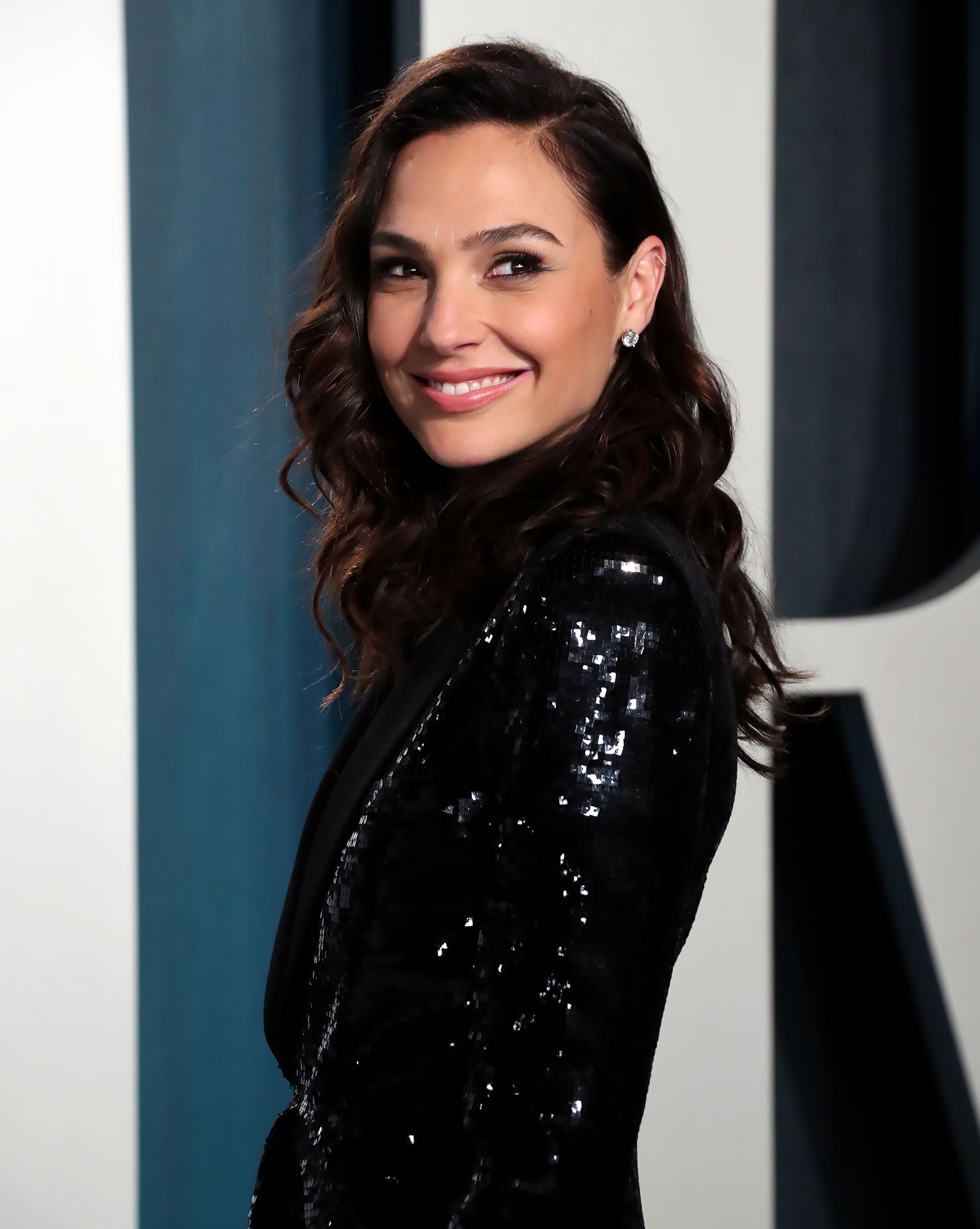 Baby Girl Pregnant - Pregnant Gal Gadot Reveals 3rd Baby's Sex: Video