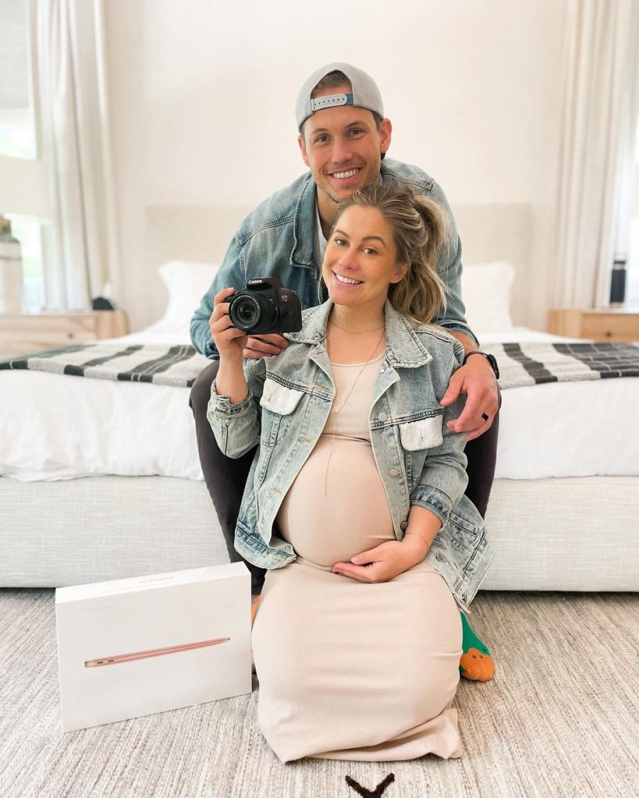 Pretty in Pink! See Shawn Johnson East's Pregnancy Pics Ahead of 2nd Baby