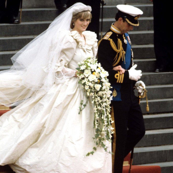 Princess Diana’s Wedding Dress to Be Displayed at Kensington Palace ...