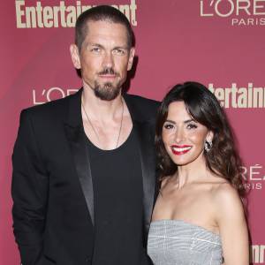 Shameless’ Steve Howey and Sarah Shahi Finalize Their Divorce