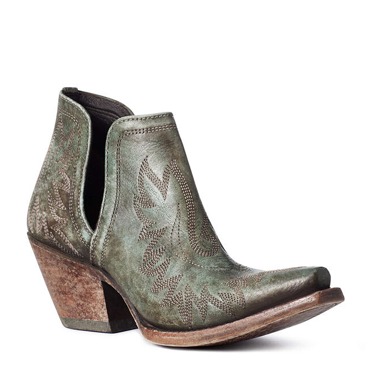 Completely Crush Old-West Style With Ariat's Handmade Dixon Booties