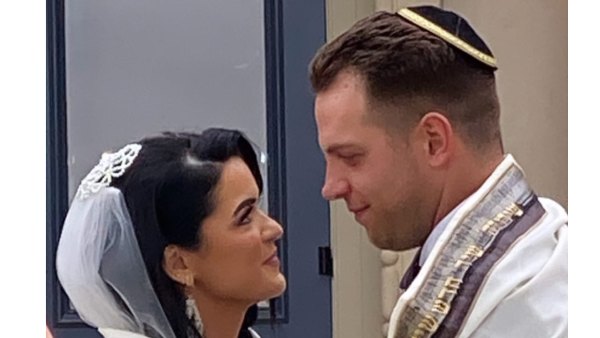 ‘Bachelor in Paradise’ Couple Raven Gates and Adam Gottschalk Are Officially Married