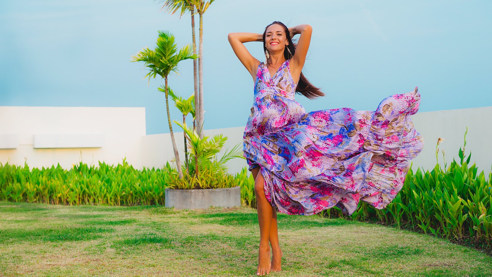 Flowy Maxi Dresses That Will Look Fabulous in Photos