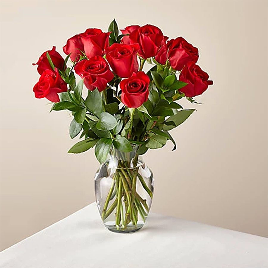 mothers-day-gifts-red-rose-bouquet-vase-proflowers