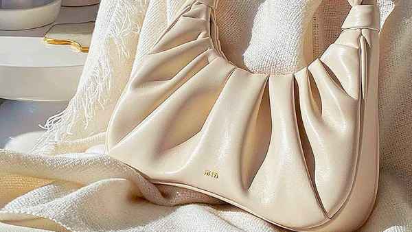 pillow-cloud-bags-purses
