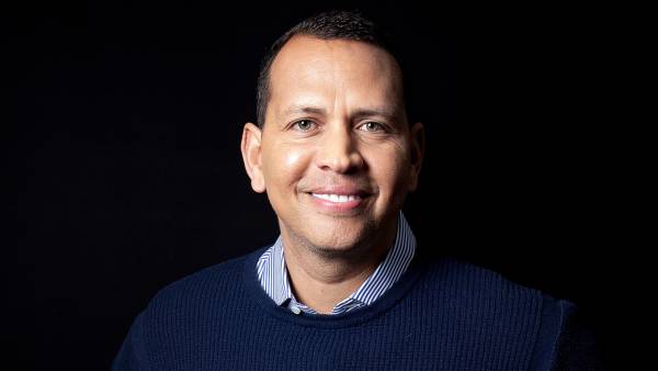 Alex Rodriguez Hints At ‘New Beginning’ Following Jennifer Lopez Split