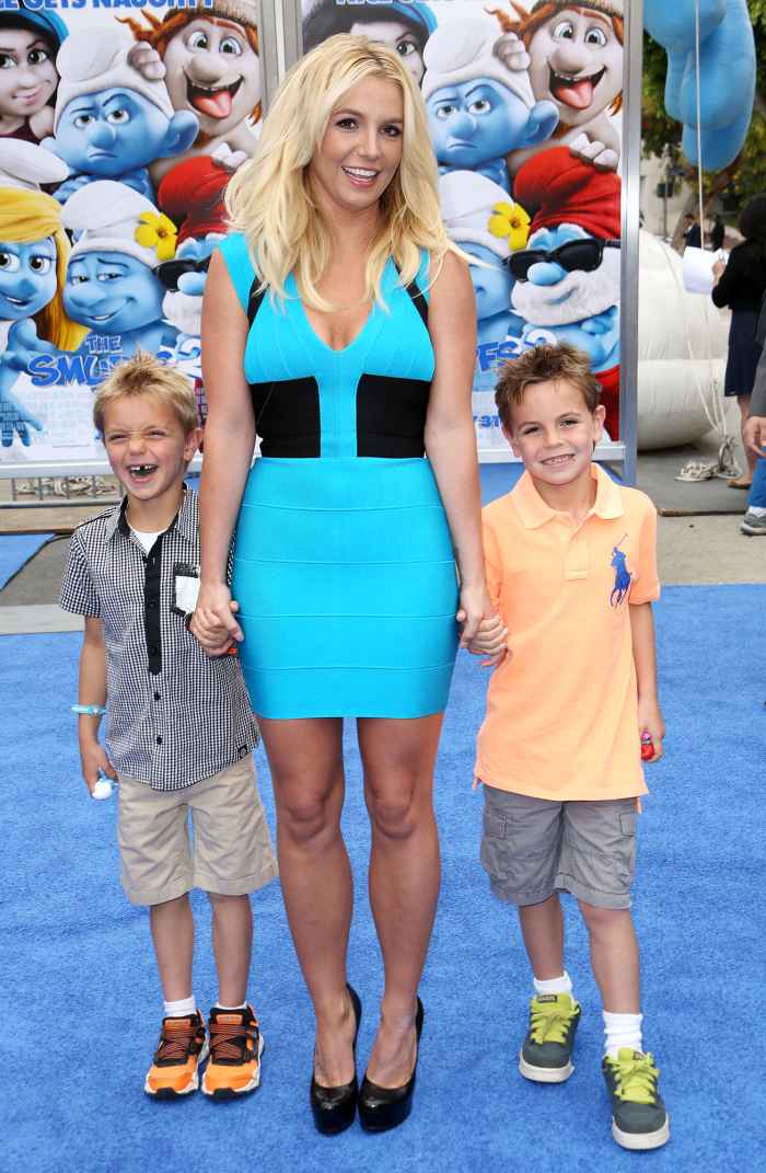Britney Spears Reflects on Having Sons With Kevin Federline Very Young 4