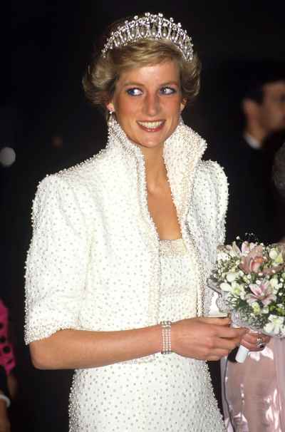 Princess Diana Statue Unveiling: Everything to Know So Far | Us Weekly