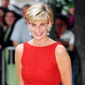 Everything to Know About Princess Diana Statue Unveiling 5