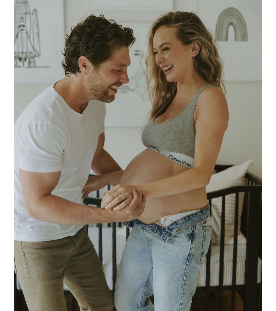 Future Parents Pregnant Lauren Bushnell Shows Baby Bump Progress in Maternity Shoot