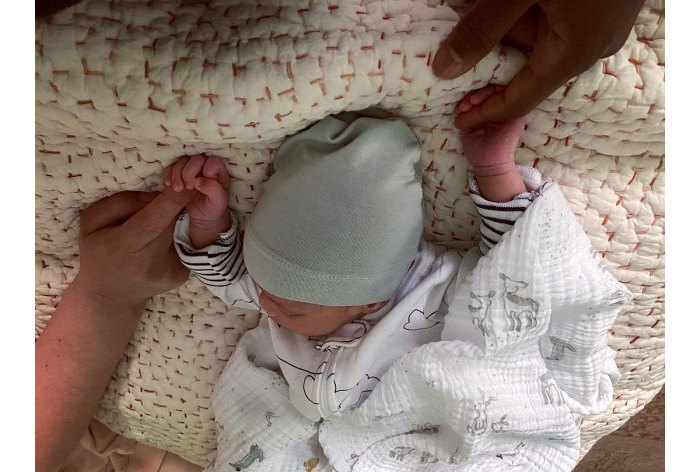 Handmaids Tale’s Samira Wiley and Lauren Morelli Reveal They Secretly Welcomed Baby Girl George