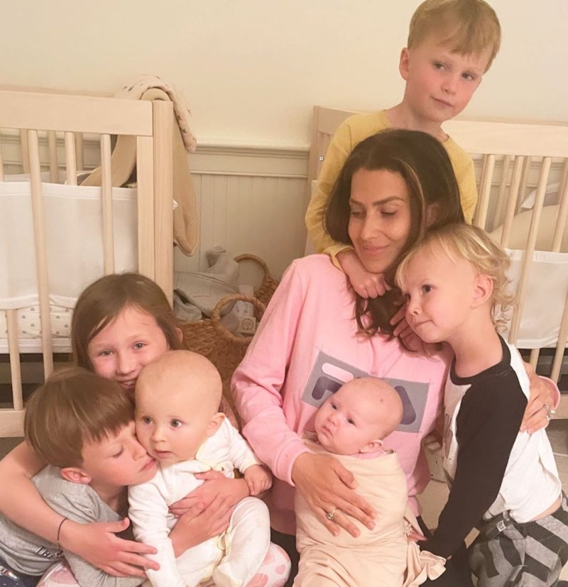 Hilaria Baldwin Shares Sweet Mother’s Day Photo With All 6 Children