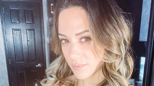 Jana Kramer Celebrates Boob Job With Topless Photo Im Good Enough
