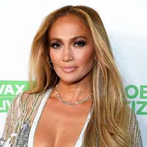 Jennifer Lopez Proves the #JLoGlow Runs in the Family in Radiant New Pic