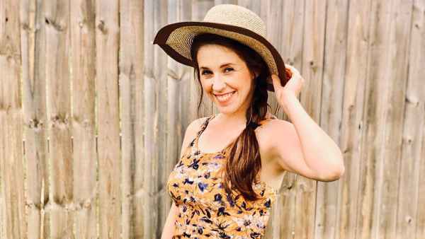 Jill Duggar Poses Swimwear Summer Approaches