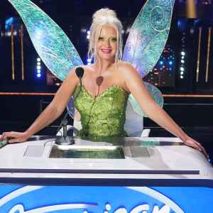 Katy Perry Bleaches Her Eyebrows to Complete Tinker Bell Transformation