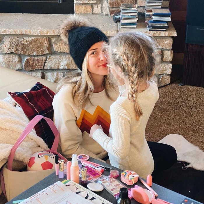 Kristin Cavallari Describes Challenges While Coparenting With Jay Cutler Putting United Front 001