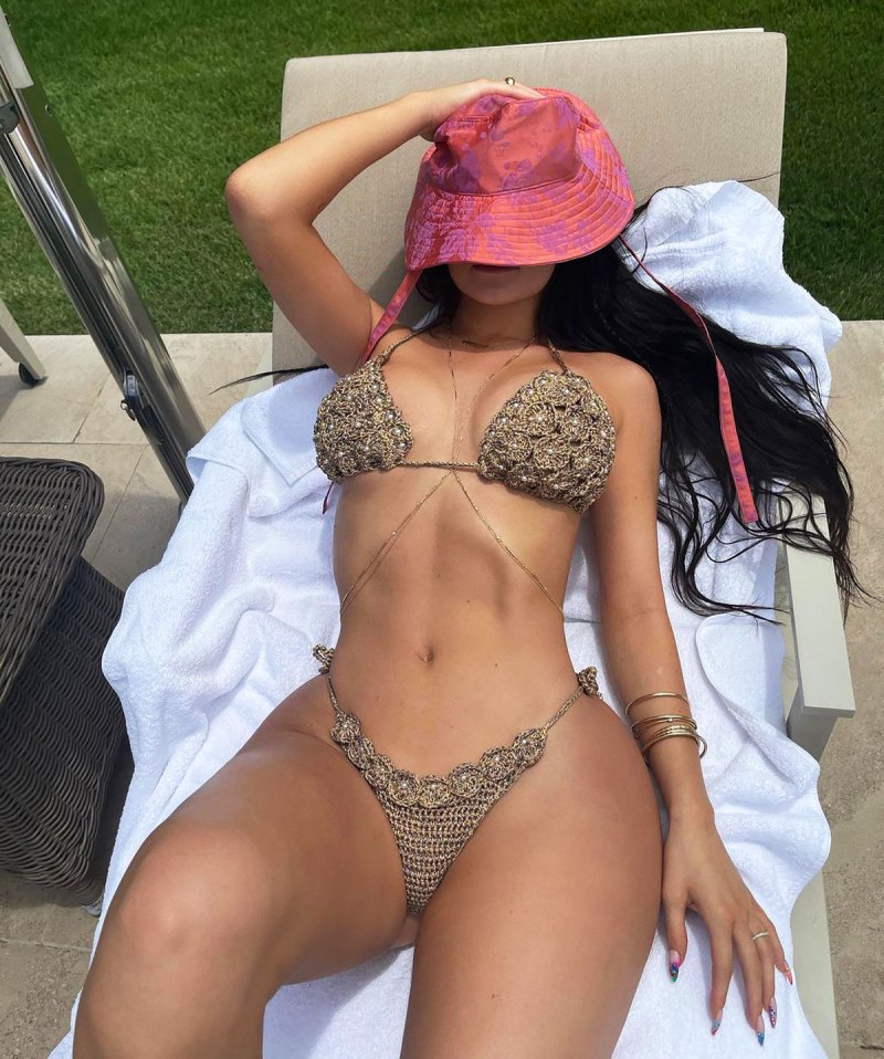 Kylie jenner thong swimsuit photoshoot leaked