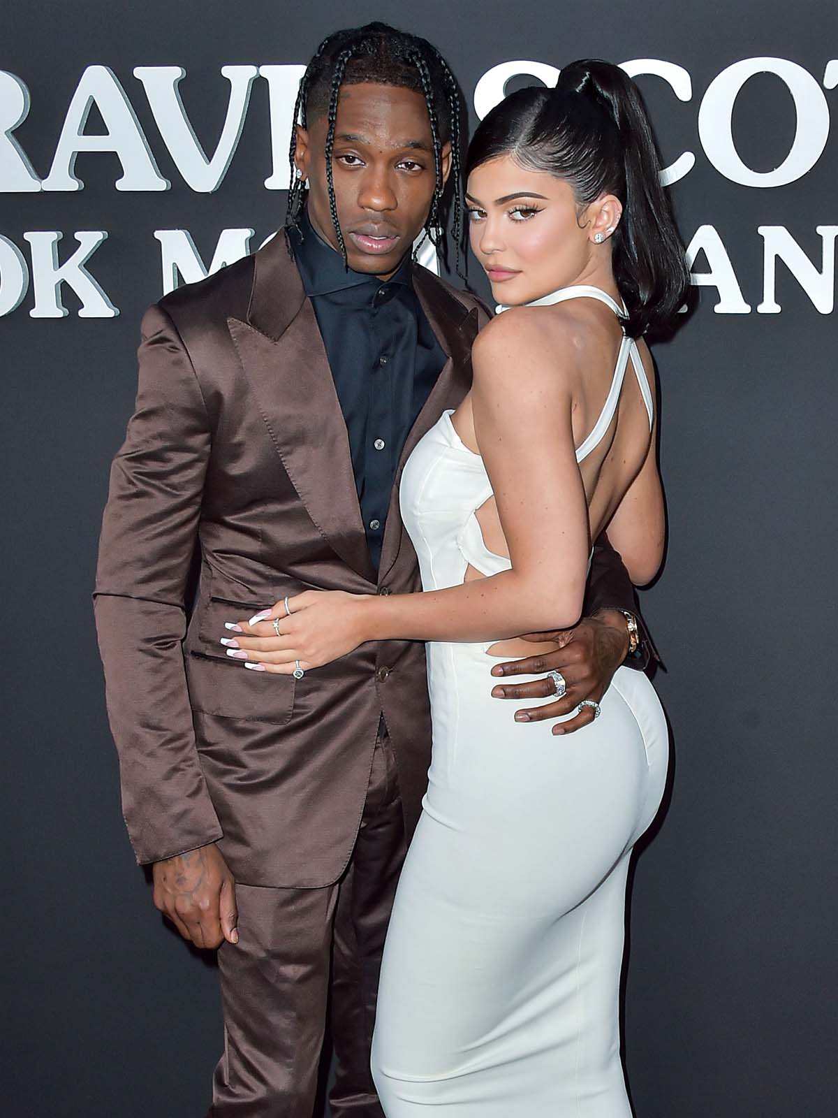 Kylie Jenner Travis Scott Dont Have A Traditional Relationship Us Weekly