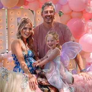 Pregnant Lauren Burnham Arie Luyendyk Jr Celebrate Daughter Alessis 2nd Birthday With Butterfly Princess Party