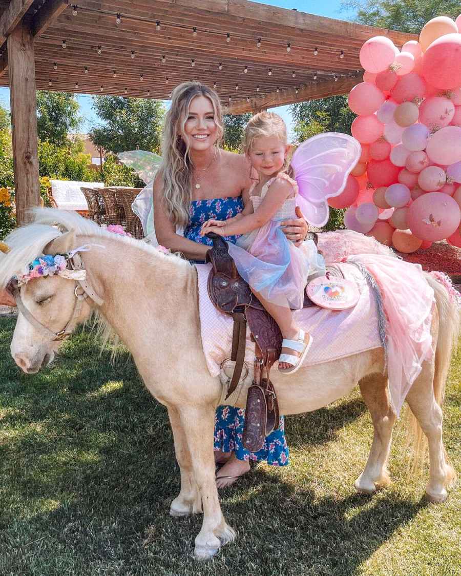 Pregnant Lauren Burnham Arie Luyendyk Jr Celebrate Daughter Alessis 2nd Birthday With Butterfly Princess Party