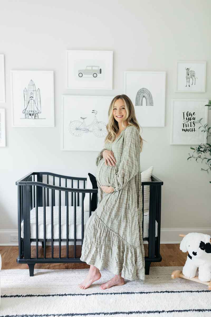Lauren Bushnell Lane Maternity Shoot Nursery