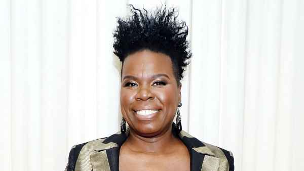 Hosts Leslie Jones MTV Movie TV Awards 2021 Everything Know