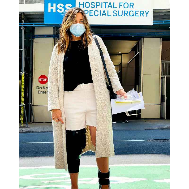 Mariska Hargitay Hospitalized Multiple Leg Injuries