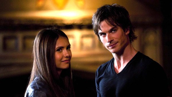Nina Dobrev Ian Somerhalders Breakup Never Got Weird Vampire Diaries Set