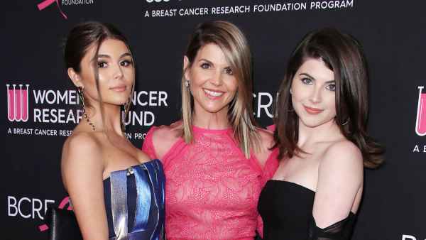 Olivia Jade and Bella Giannulli Celebrate Mom Lori Loughlin